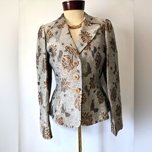 ARMANI COLLEZIONI Grey and Taupe Floral Jaquard Fitted Blazer. Size 8